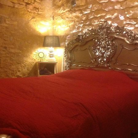 Le Clos Mandalou Bed & Breakfast Saint-Pompont ภายนอก รูปภาพ
